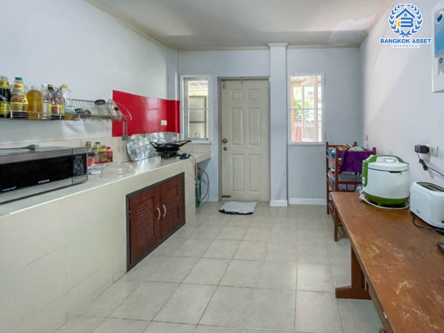 *****บ้านเดี่ยวมือสองย่านนนทบุรี ม.ศุภาลัยพาร์ควิลล์ วงแหวน-ราชพฤกษ์ เนื้อที่กว้าง 63 ตร.ว. ฟังก์ชัน 3 ห้องนอน 3 ห้องน้ำ ที่จอดรถ 2 คัน บ้านหลังใหญ่ ตกแต่งภายในสไตล์โมเดิร์น การเดินทางสะดวกเชื่อมต่อถนนสะพานนนทบุรี-บางบัวทอง ถนนราชพฤกษ์ ถนนบางบัวทอง-สุพรรณบุรี